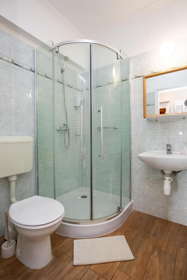 Hotel Pávai Hajdúszoboszló Buitenkant foto