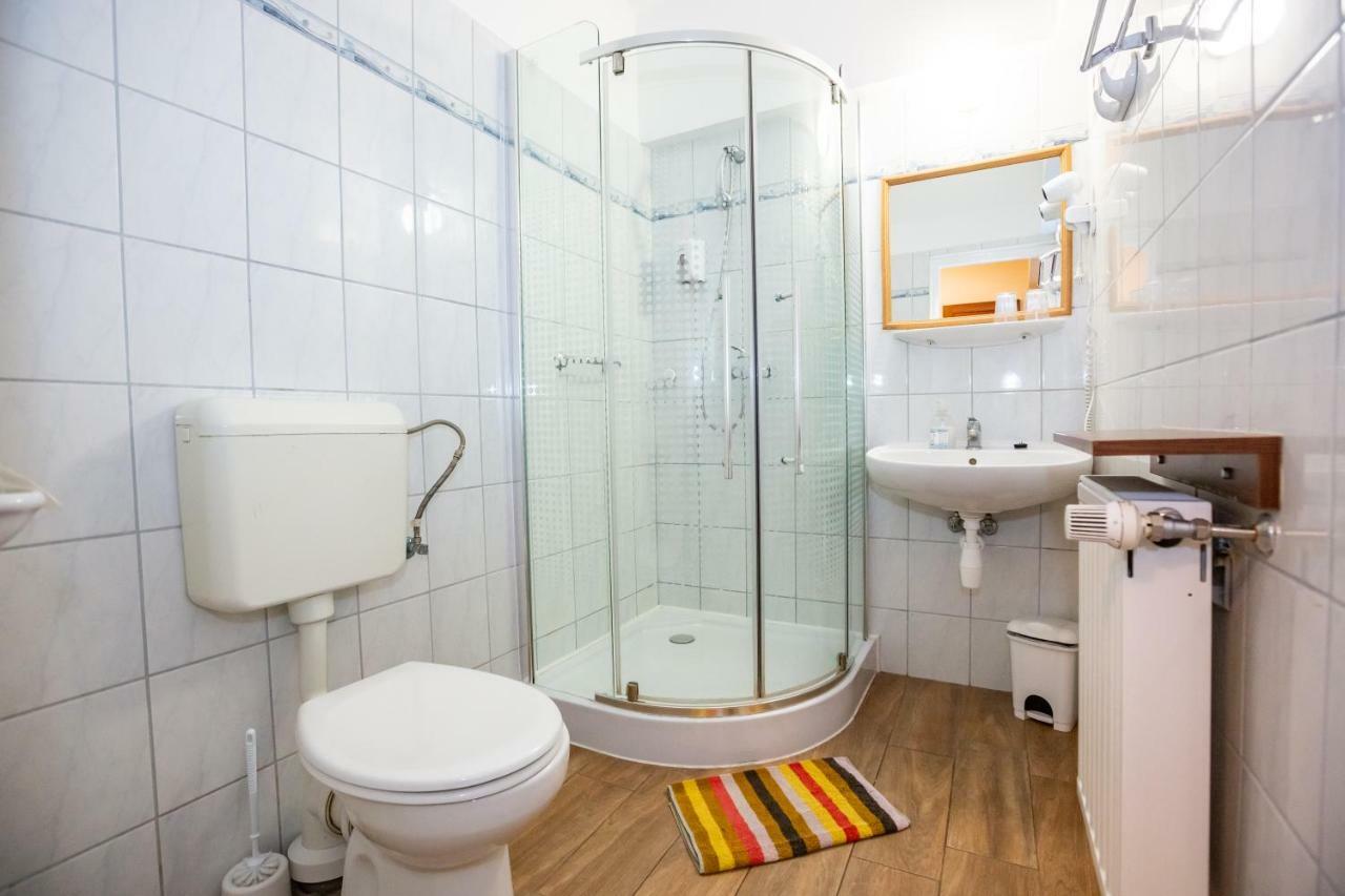 Hotel Pávai Hajdúszoboszló Buitenkant foto